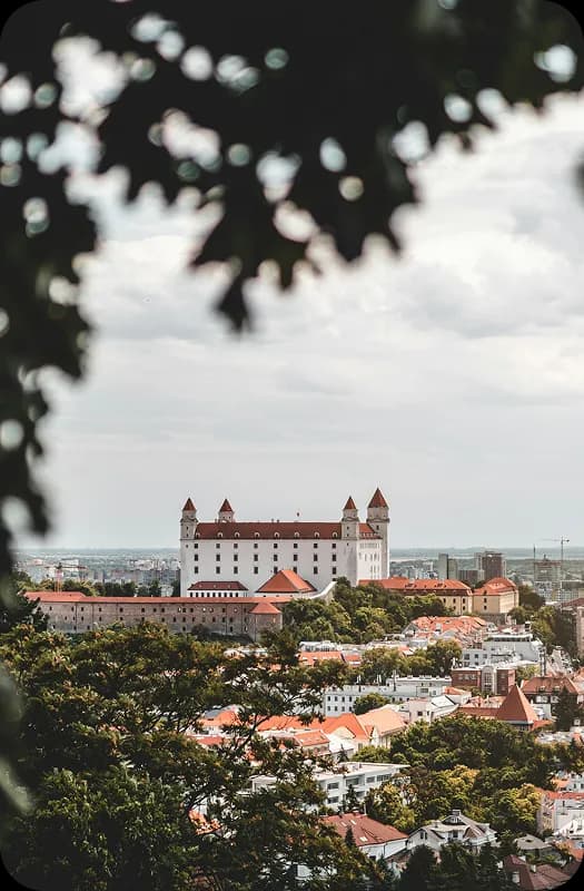 Львів → Братислава
(Словаччина)