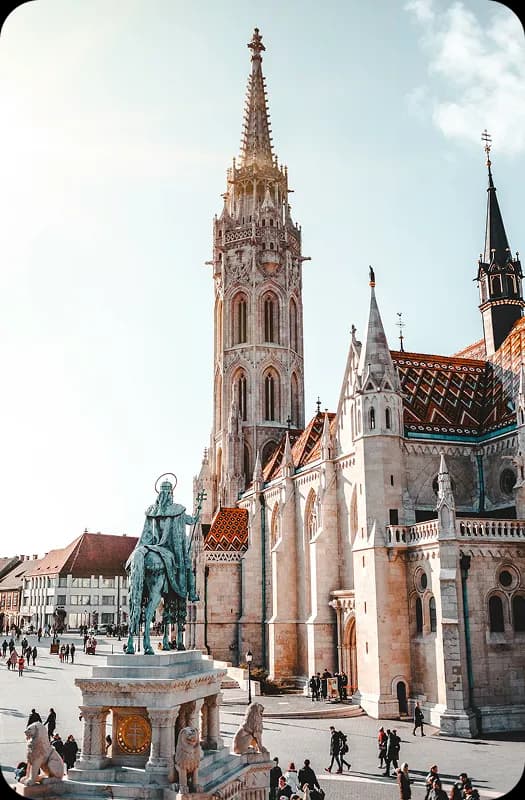 Львів → Будапешт
(Угорщина)